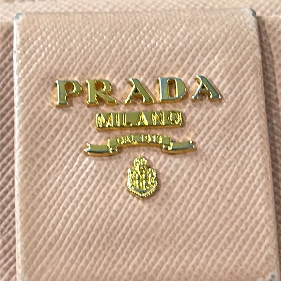 GUC Pink PRADA Bow Long Zippered Wallet - Picture 6 of 6